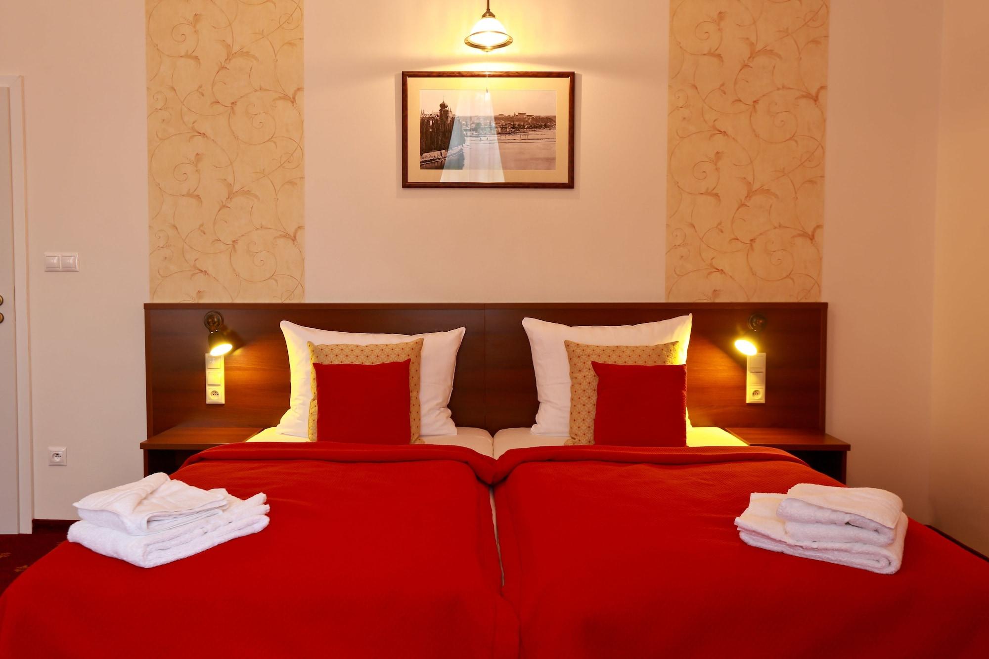 Hotel Svaty Jan Praha Bagian luar foto